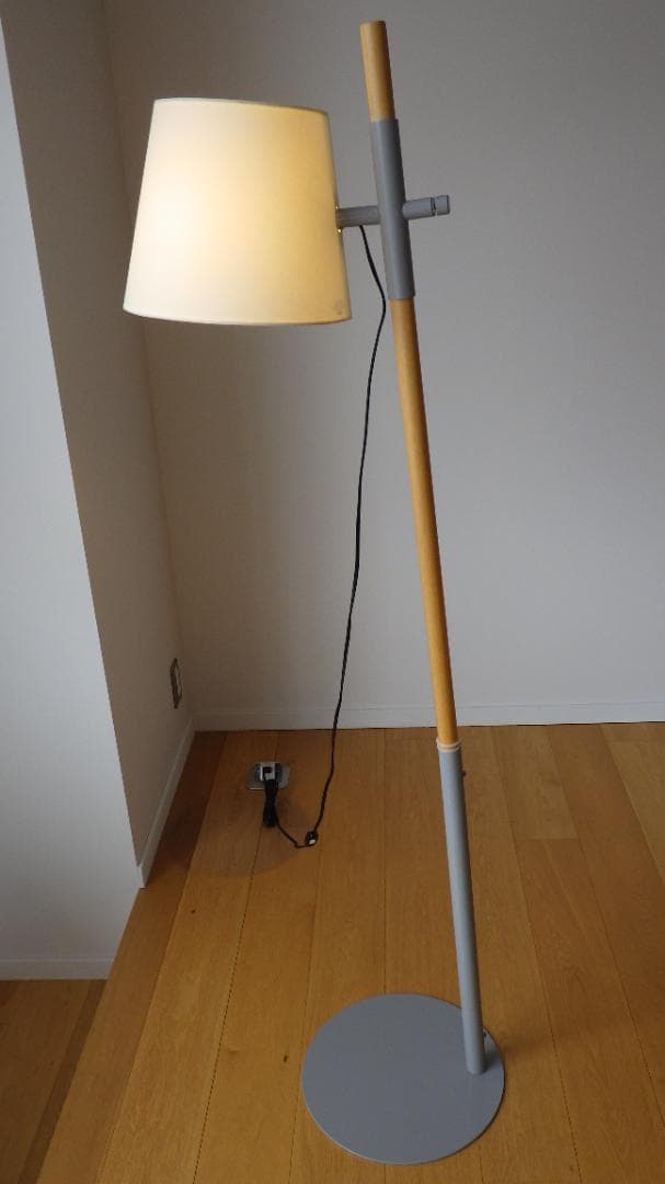 IDEE イデー フロアランプ２ SOLO FLOOR LAMP IDEE SOLO FLOOR LAMP / イデー ソロ フロアランプ - インテリア・家具