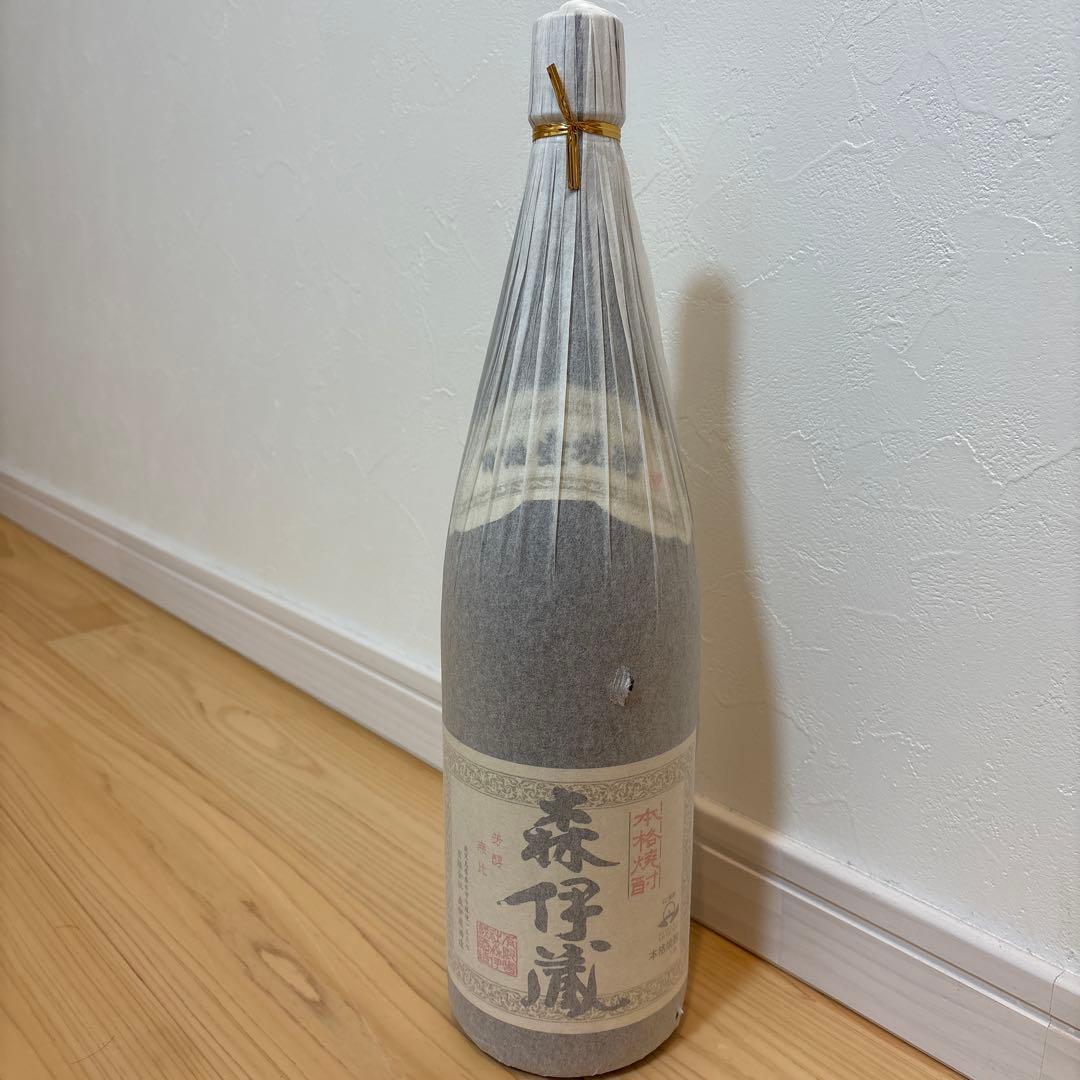 【新品未開封】森伊蔵　芋焼酎　1800ml　1本 Amazon.co.jp: 芋焼酎 森伊蔵 1800ml : 食品・飲料・お酒