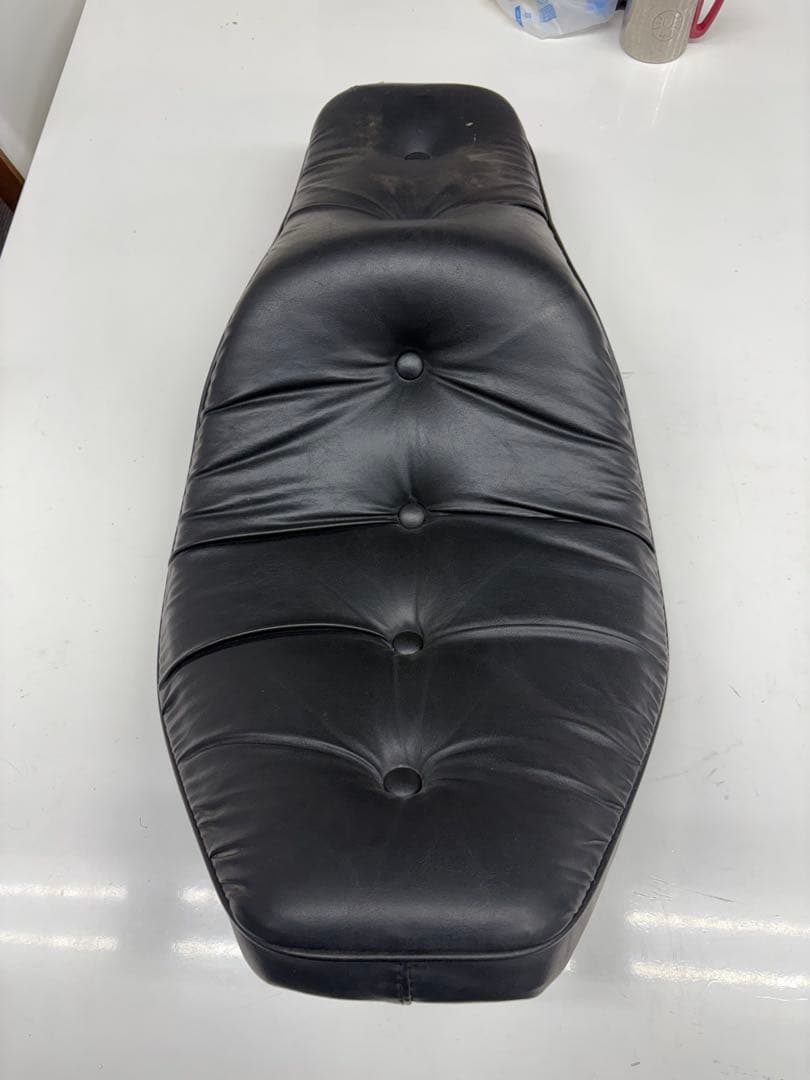 純正　ハーレー　ショベル　ローライダー　fxs80 ピローシート ハーレー純正 ピロールックシート - ハーレーカスタマージャパン