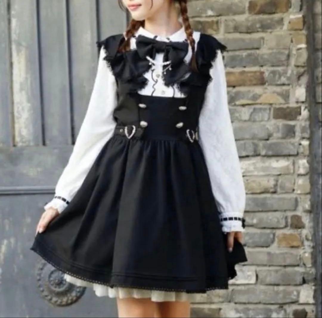 値下げ⭕️ 正規品 LIZLISA ダブルハートラッフルワンピース ♡2024♡Spring♡ *⑅୨୧ ダブルハートラッフルワンピース୨୧