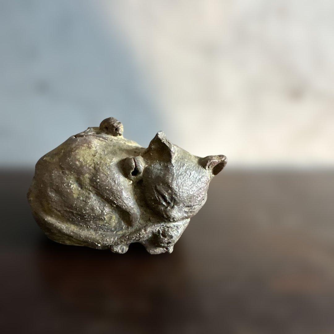 お値下げ‼️可愛い眠り猫　猫の姿の蓋付き陶器彫刻 お値下げ‼️可愛い眠り猫 猫の姿の蓋付き陶器彫刻 2026年最新】Yahoo