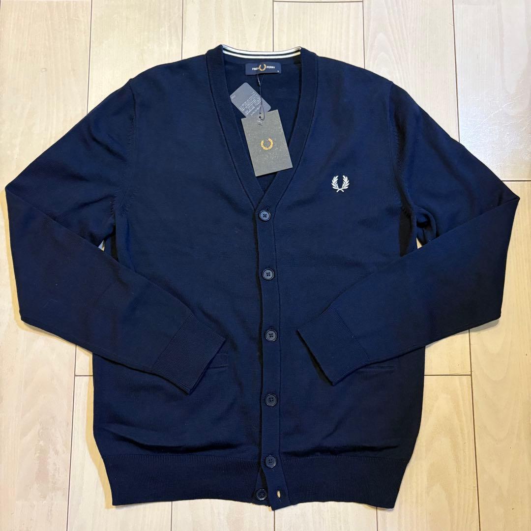 【早い者勝ち】新品未使用　FRED PERRY クラシックカーディガン　M Classic Cardigan／クラシックカーディガン（カーディガン/ボレロ