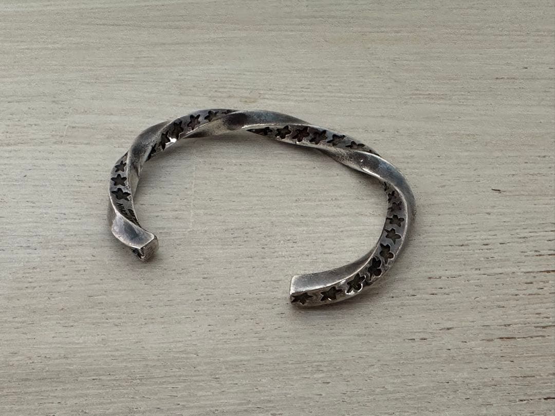 【ラッキージョン】スターツイステッドバングル Mサイズ【LUCKY JOHN】 商品詳細｜セミオーダーバック等を販売 ラッキージョンズストア