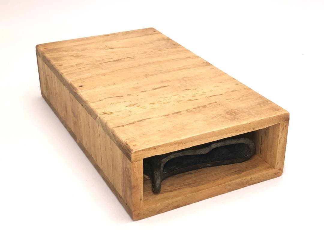 【 染川鉄之助 造　掛け花生 】　青銅一輪挿し　日展評議員　鋳金協会会長