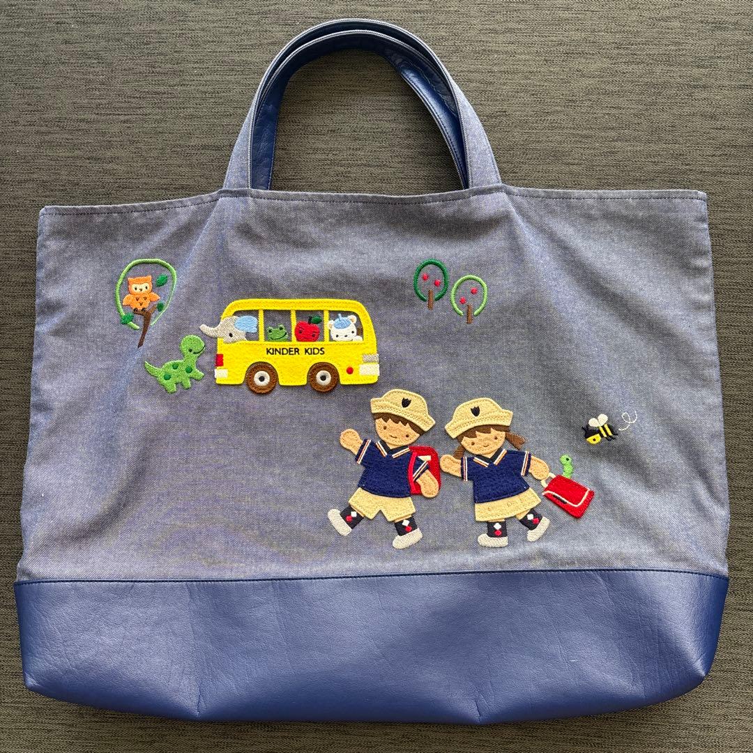 キンダーキッズ　ファミリア　トートバッグ 2026年最新】キンダーキッズ ファミリアの人気アイテム - メルカリ