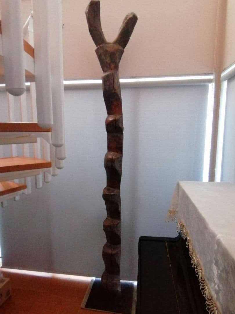 19世紀アフリカ・ドゴン族のはしご（古道具坂田のはしご展パンフレット