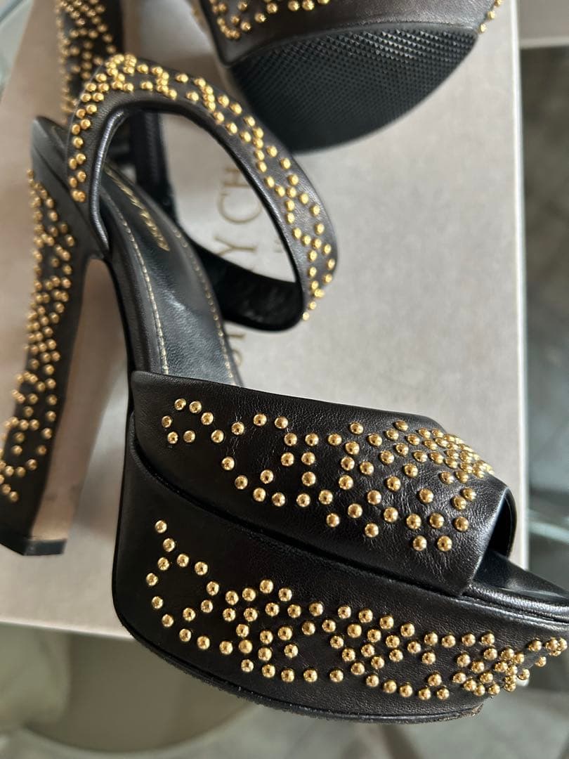 ☆セルジオロッシ☆スタッズ付き プラットフォームサンダル ☆ブラック