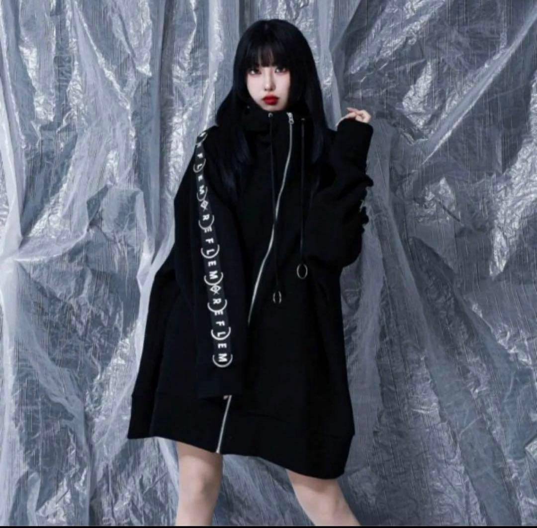 REFLEM【レフレム】Dリングロゴテープハイネックジップアップパーカー