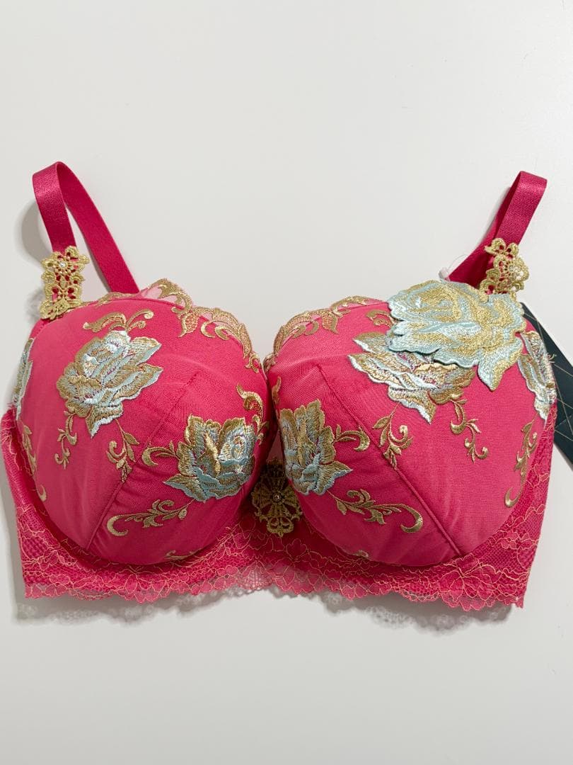 新品　ワコールサルート　BTJ473　73グループ　ブラジャー　Ｉ75 Amazon | [ワコール] サルート Salute 73グループ ブラジャー 3/4