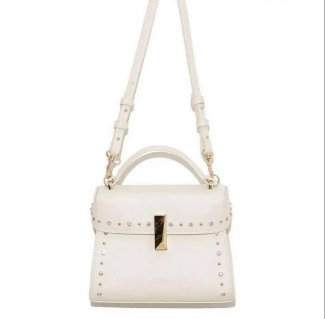 CELFORD ビジュースタッズポシェット ショルダーバッグ　アイボリー CELFORD（セルフォード）の「【リュタン】ビジュースタッズポシェット