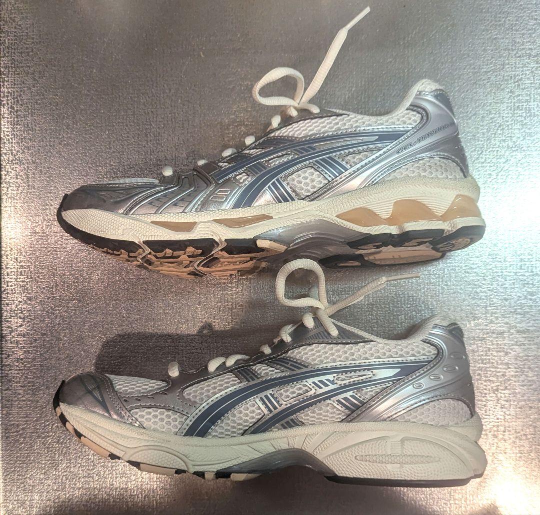 靴 asics GEL-KAYANO14 CRM 24.5cm