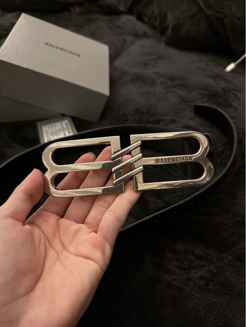 BALENCIAGA ベルト BB ロゴ　SIGNATURE 85 バックル Medium-703103210EE1000_F.jpg?v=7