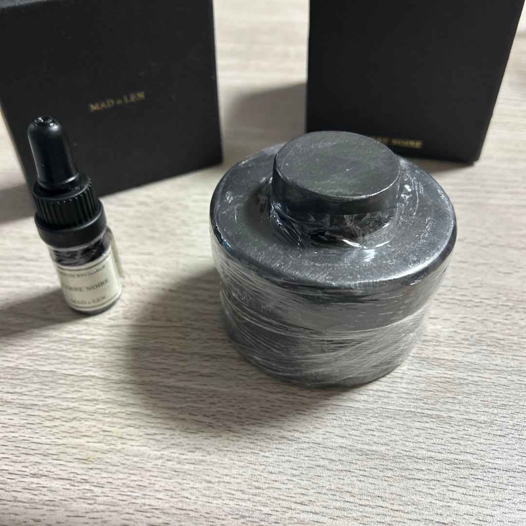 MAD et LEN FERRE NOIRE アロマポットセット MAD et LEN POT LAVA ROCK TERRE NOIRE｜ディフューザー｜IDEE SHOP Online