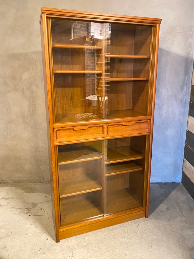 【東京都内23区配送無料】　食器棚　キャビネット　キッチン　ショーケース　本棚 東海家具工業 キャビネット 食器棚 W80cm H150cm 引出付き ブライトン