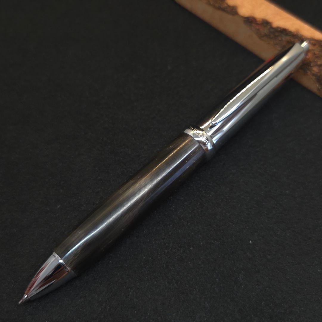 No.50ピュアモルトプレミアム3&1カスタム 水牛の角芯持ち 三菱鉛筆 uni ピュアモルト オークウッド・プレミアム・エディション