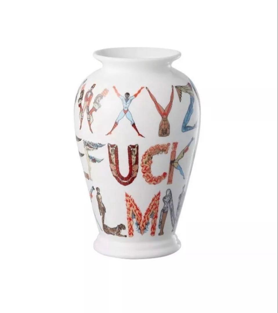 セール価格 2018SS Supreme Alphabet Vase 2018SS Supreme Alphabet Vase ￼壺 花瓶 美品 - メルカリ
