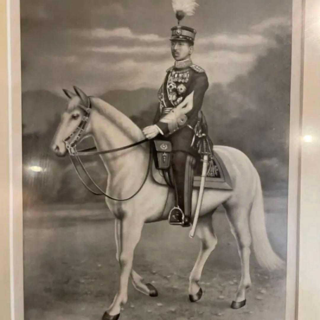 貴重】昭和天皇肖像画 - メルカリ