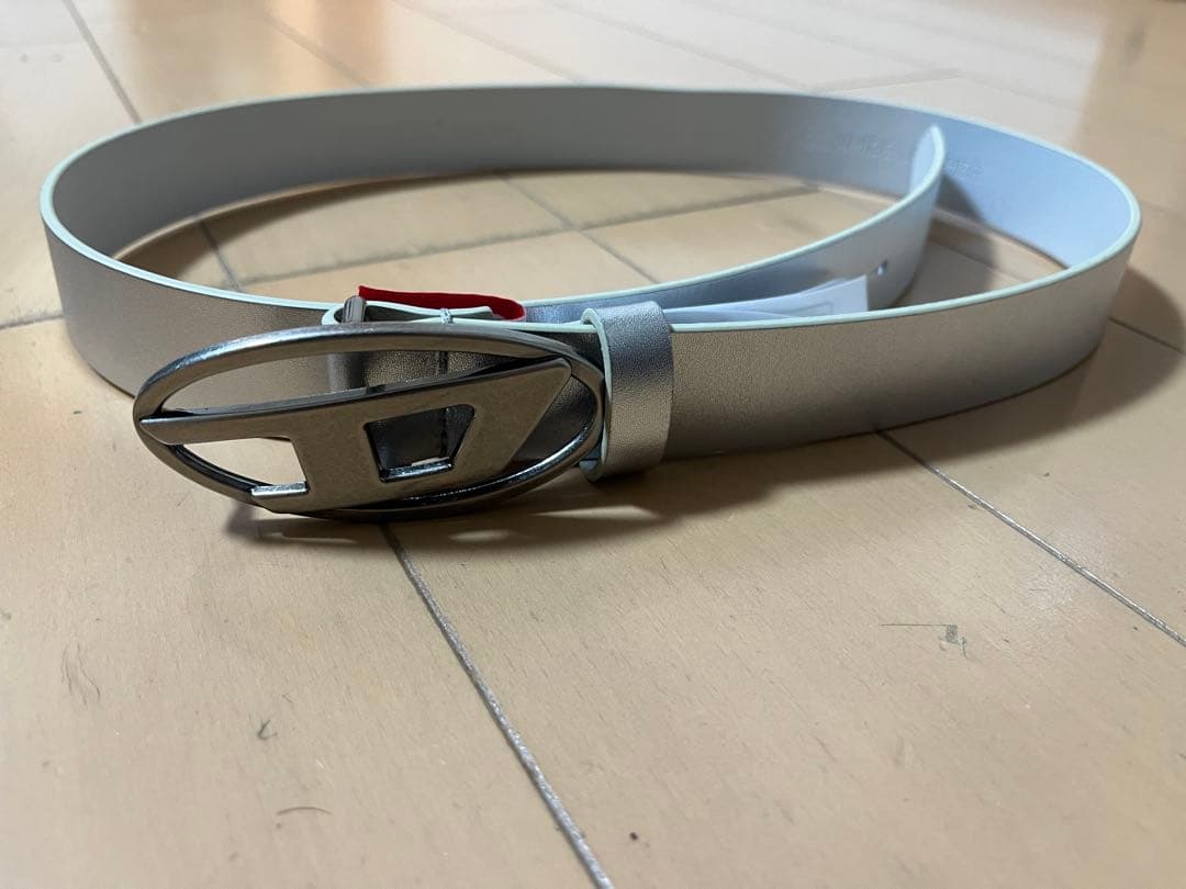 DIESEL ホワイト ベルト サイズ85/34 - メルカリ