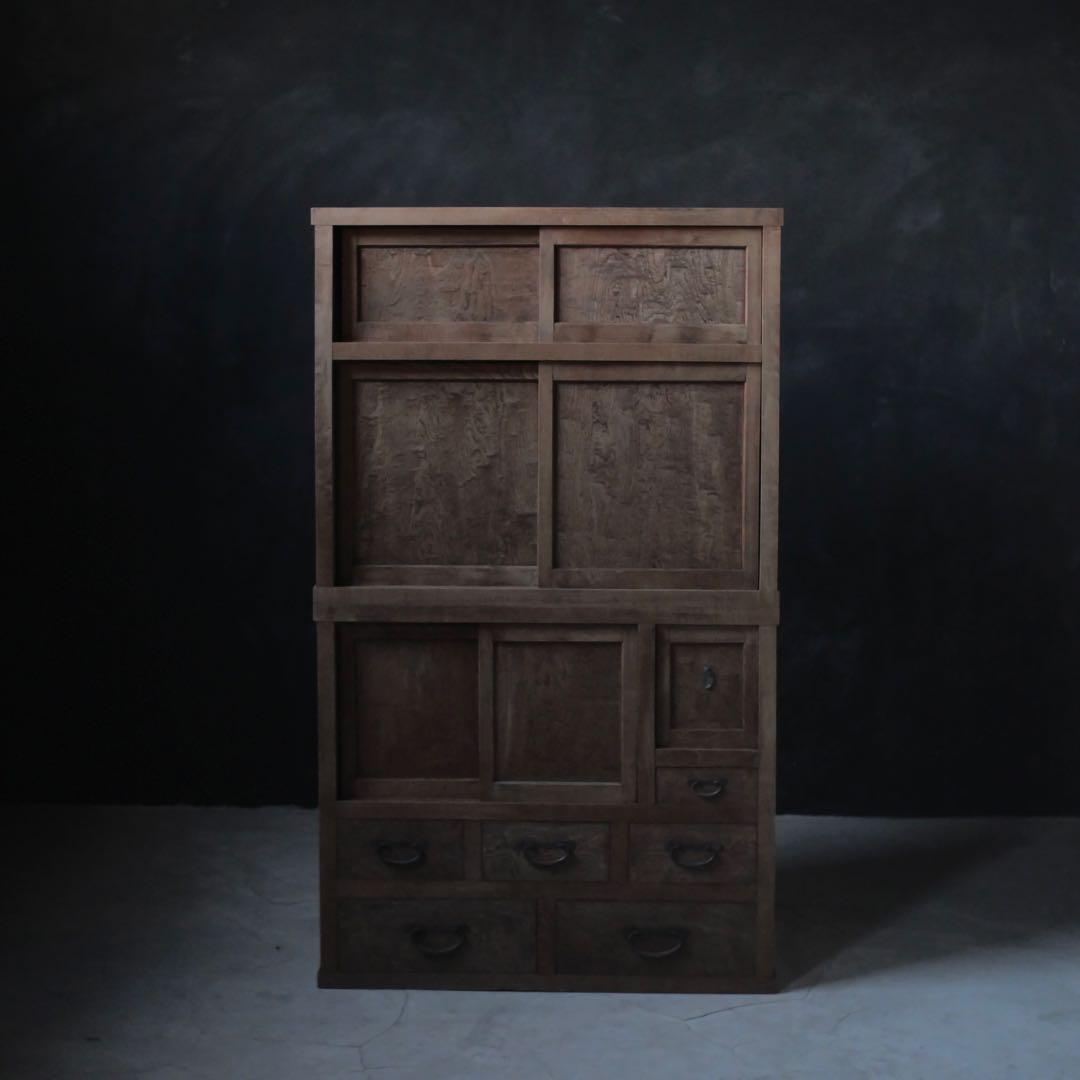 戸棚　食器棚　ケヤキ　収納棚　棚　古家具　古道具　アンティーク　昭和レトロ キャビネット ケヤキ材 ダイヤガラス 食器棚 昭和中期