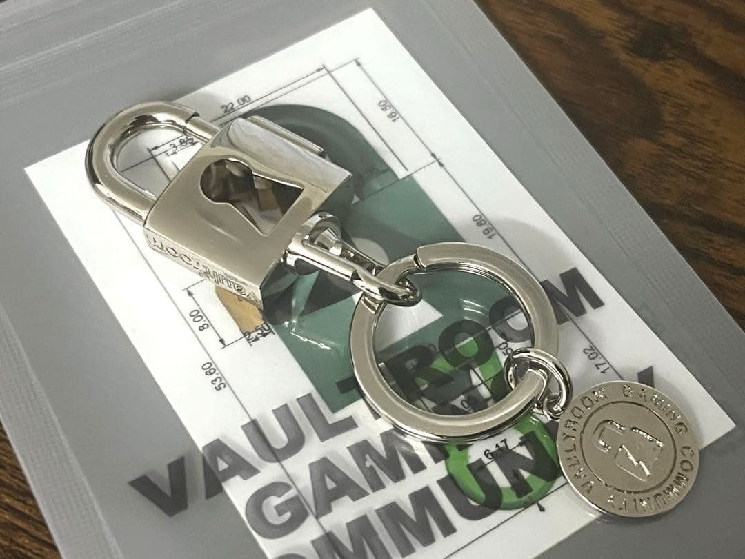 小物 vaultroom PADLOCK KEY HANGER / silver 71WV-lNTa3L._AC_UF350,