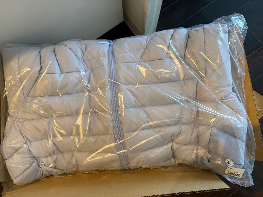 feels. 上杉柊平 ダウンジャケット shell jacket XL - メルカリ