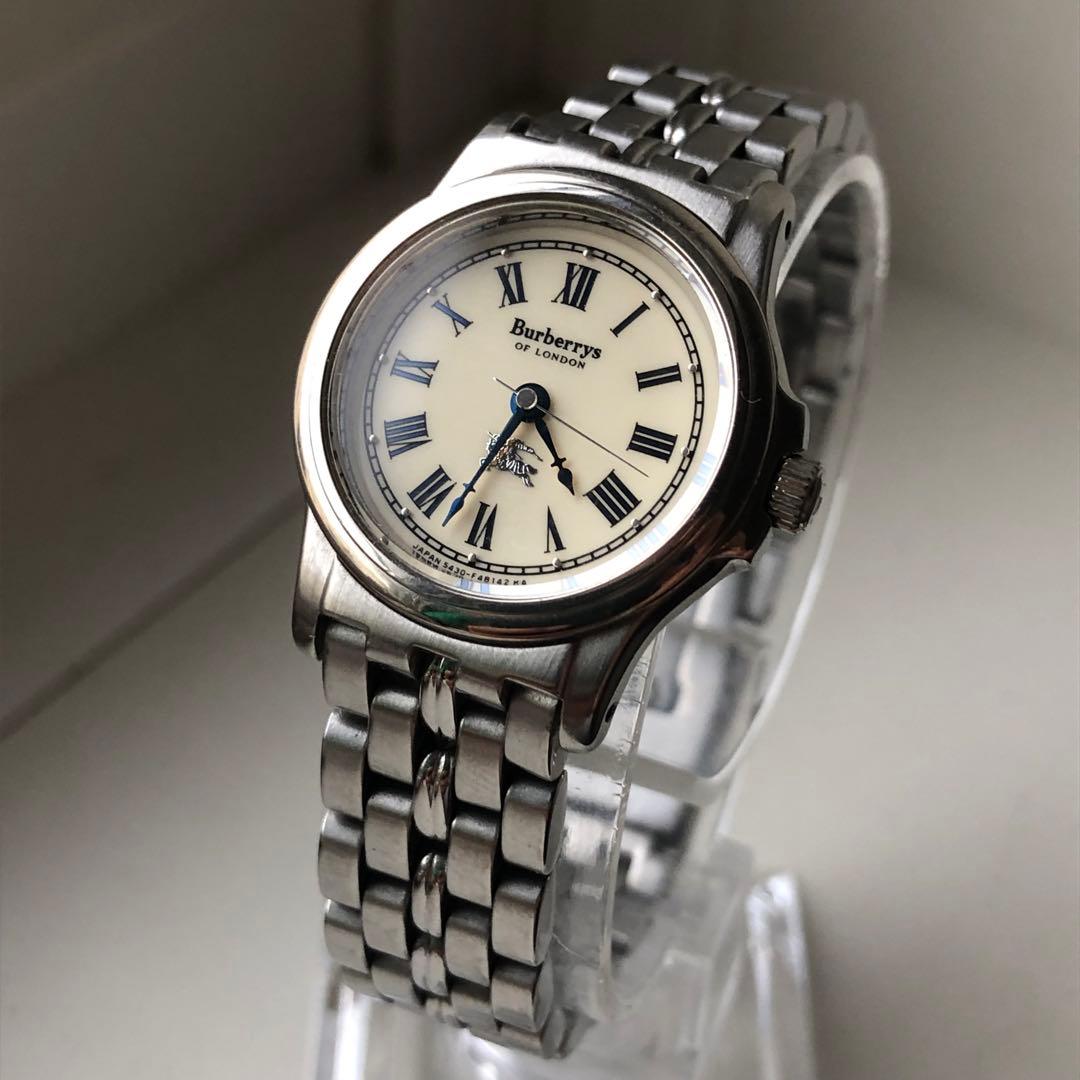 Burberry バーバリー　ローマン　 アナログ腕時計 シルバー　稼働品 稼働 BURBERRY バーバリー 腕時計 クオーツ QZ ラウンド コンビ 3針