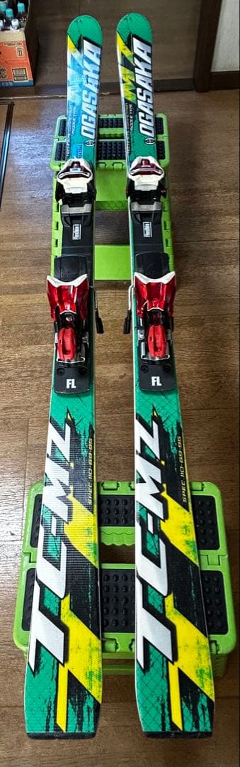 オガサカTC-MZ 172cmオールラウンドタイプ OGASAKA (オガサカ) カービングスキー 172cm @ TC-MZ ・LOOK pivot14