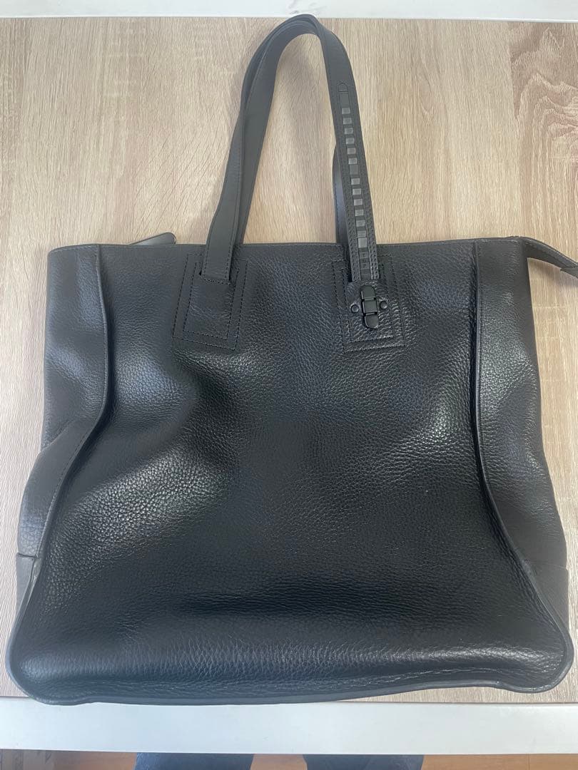 年末値下げ　TOMOE INTRO LTO_R1 レザートートバッグ　美品 年末値下げ TOMOE INTRO LTO_R1 レザートートバッグ 美品 年末値下げ