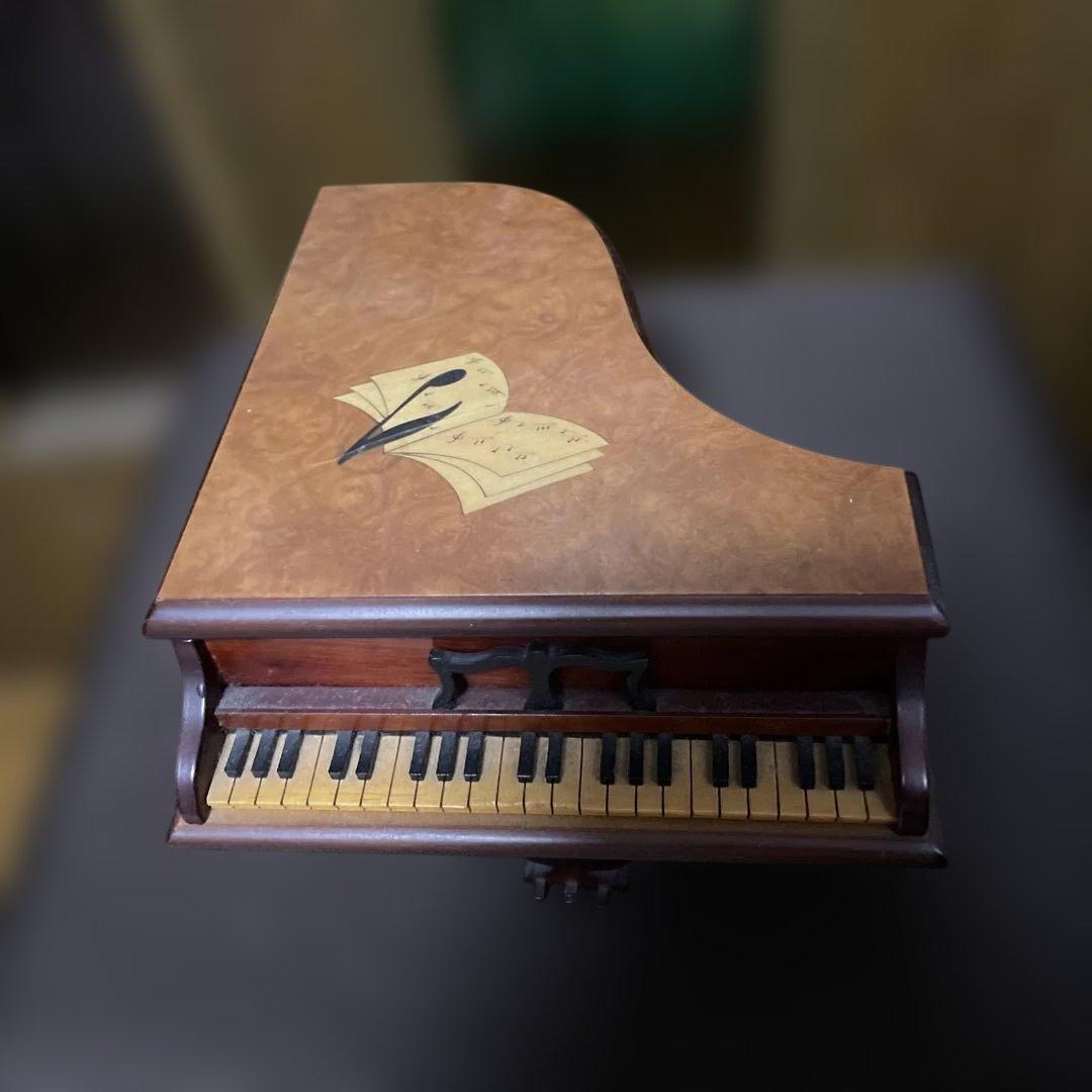 M　リュージュ社製　オルゴール　18弁　グランドピアノ 18弁オルゴール用 クリスタルガラス グランドピアノケース : 榎屋