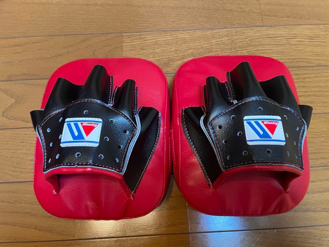 ウイニングパンチングミット　美品 Winningパンチングミットハイグレードタイプ / 格闘技用品店