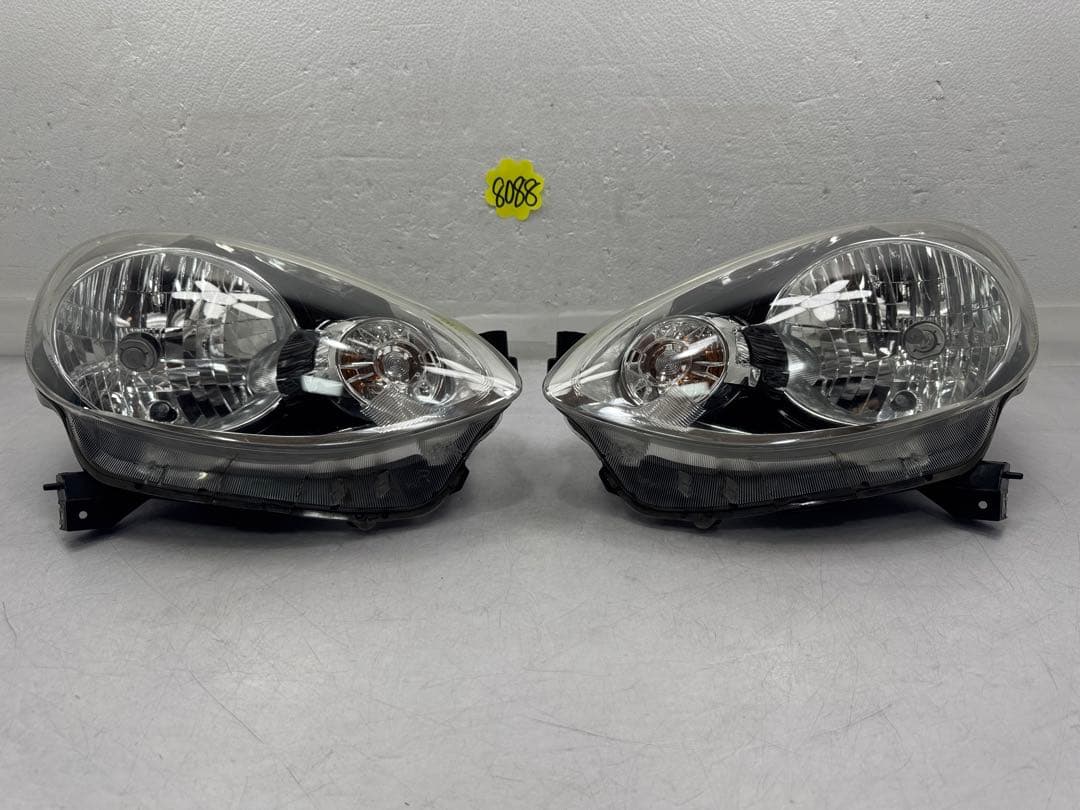 美品/破損無　マーチ　K13　後期型　ハロゲン　ヘッドライト　左右 2026年最新】Yahoo!オークション -マーチ k13 ヘッドライトの中古品