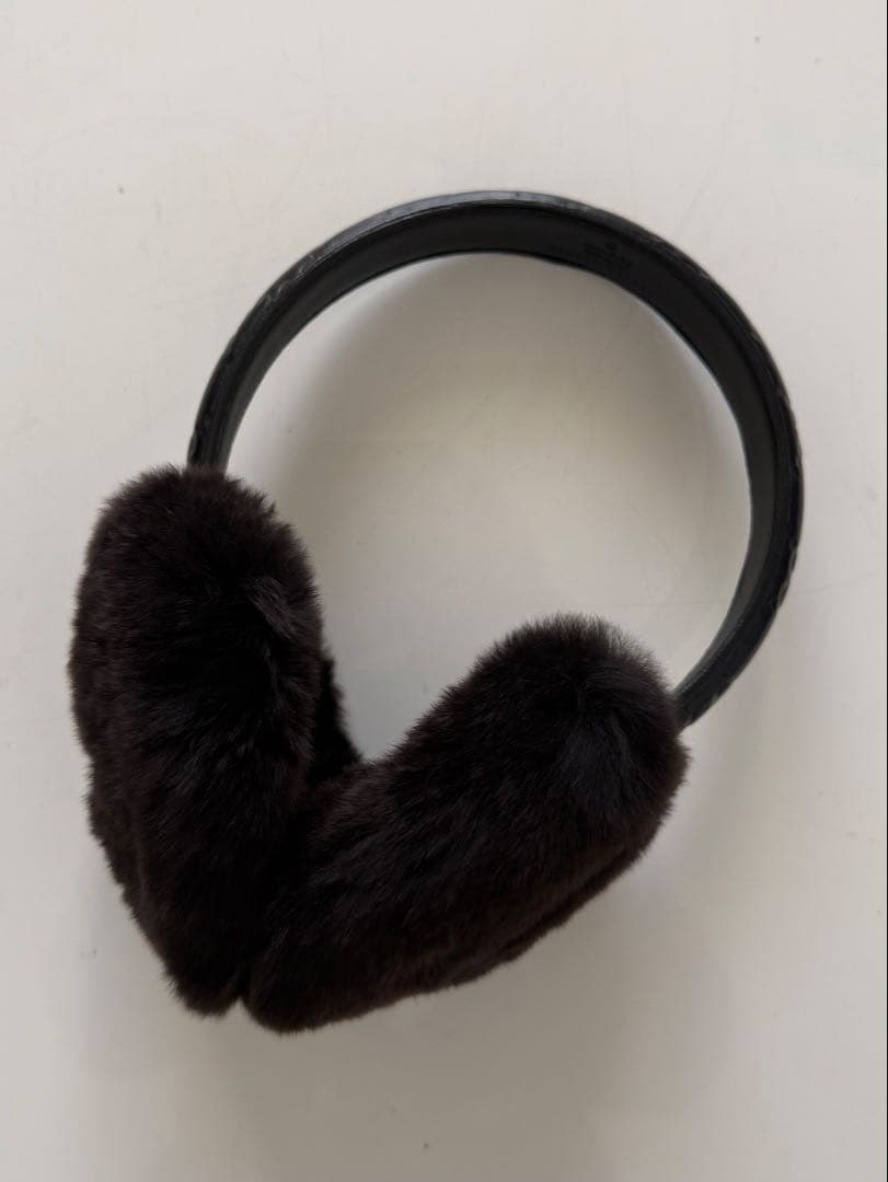 GUCCI ファー耳あて・イヤーマフ 楽天市場】グッチ GUCCI イヤーマフ 耳あて シマ ホワイト系 ラビット