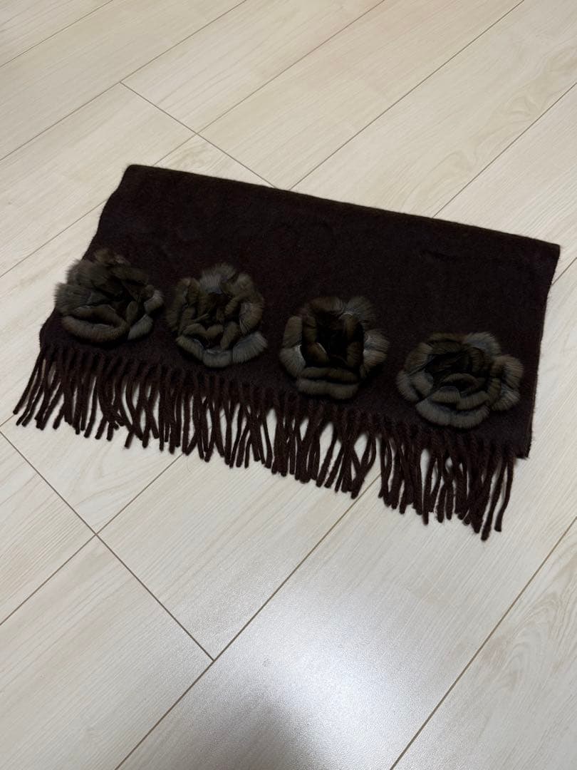 フェンディ 大判マフラー カシミヤ85% ミンク 伊製 FENDI フェンディ ストール カシミヤ ミンク ブラック ブラウン 花