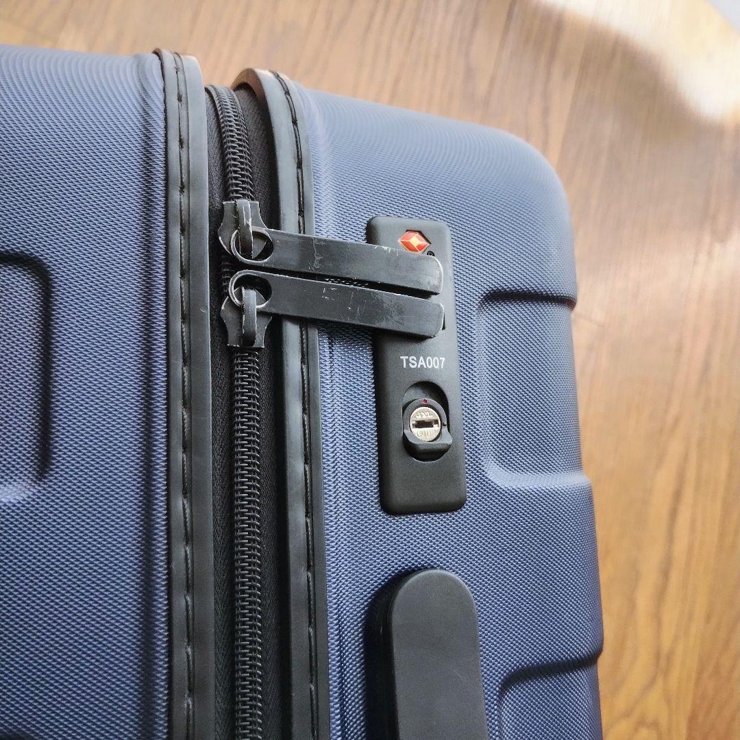 無印良品 33リットル 紺色系 バーを自由に調節できるハードキャリーケース