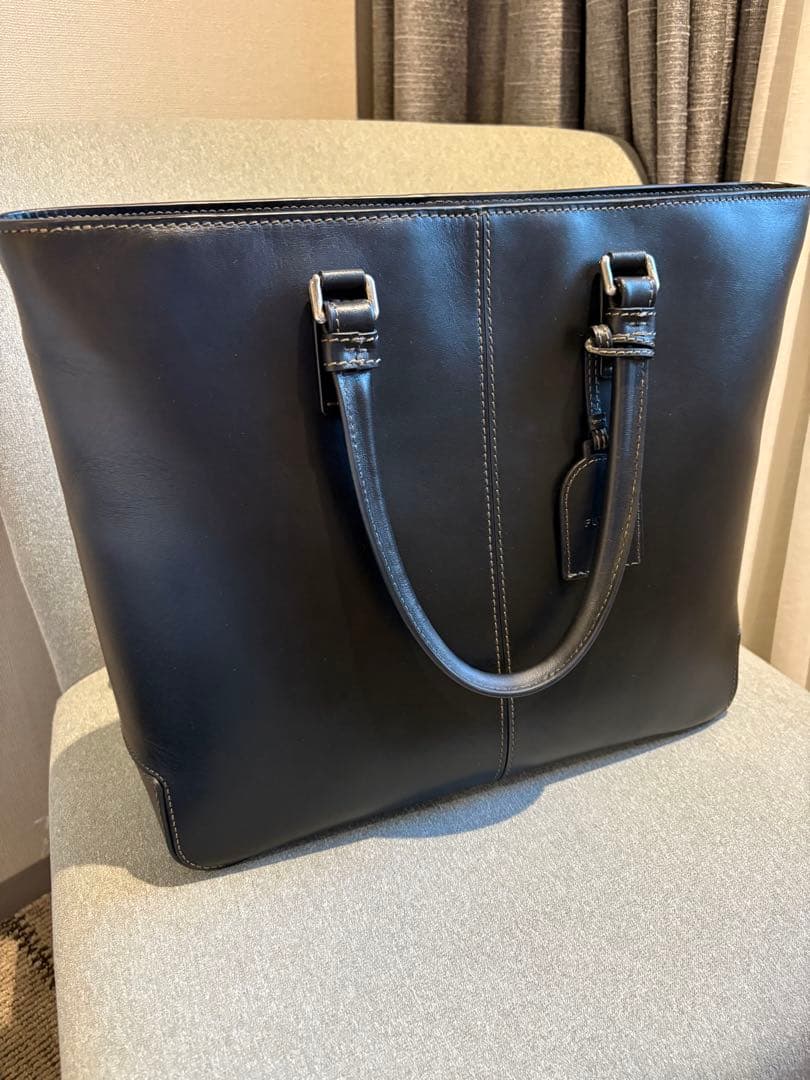 美品フルラレザートートバッグ FURLA（フルラ） トートバッグ ERA M エラ WB00974 BX0306 レディース