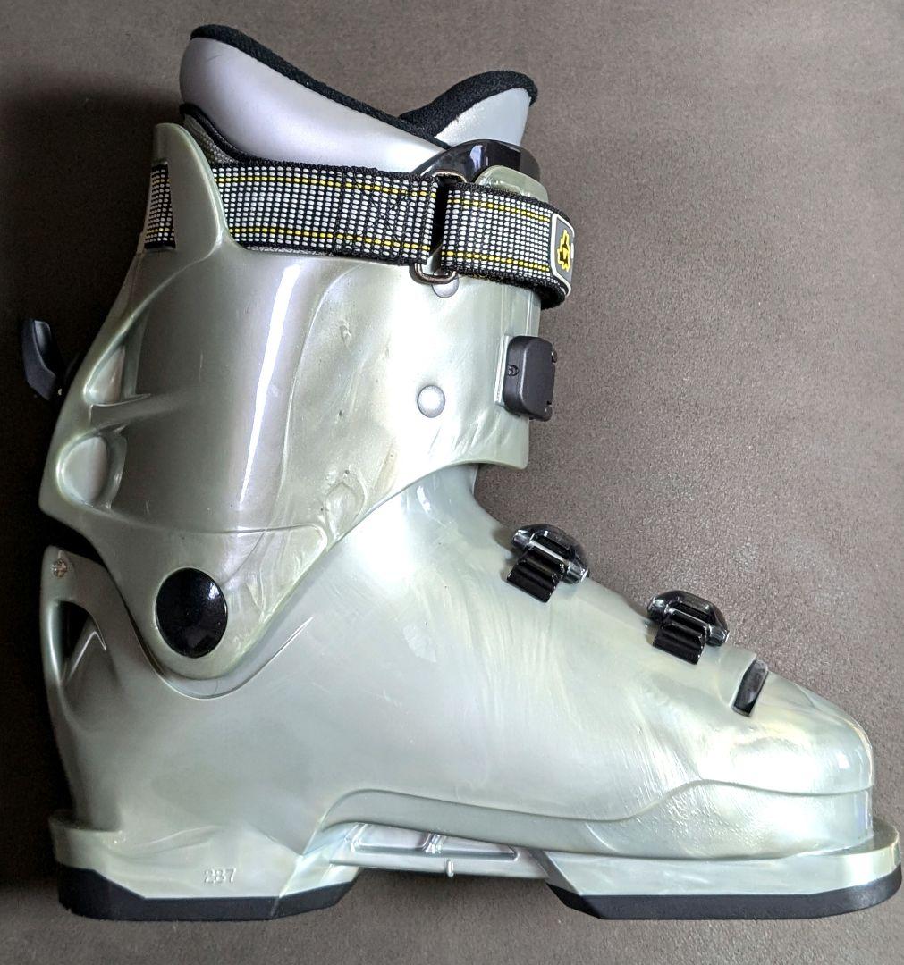 【極美品】GENFACTORY スキー ブーツ　24.5cm