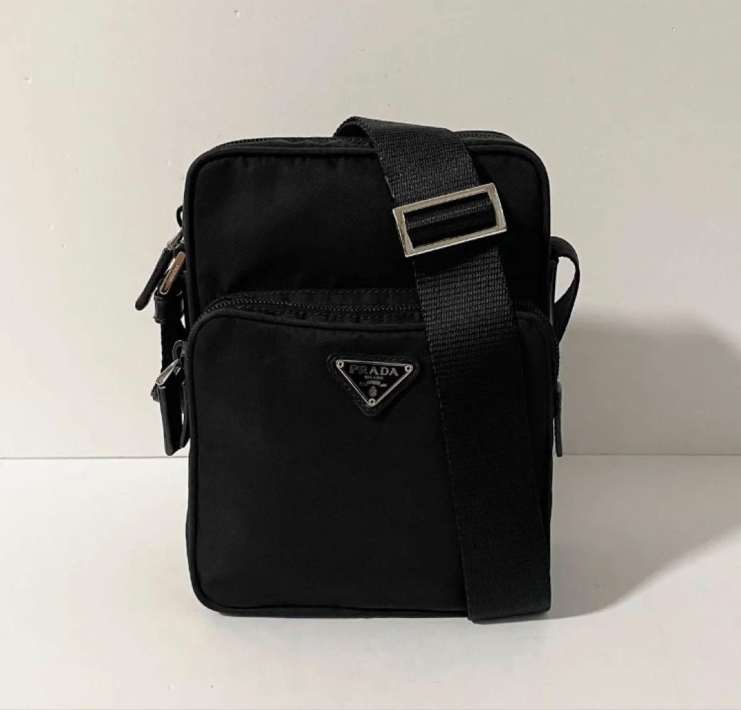 【極美品】PRADA プラダ アマゾン型 ショルダーバッグ ナイロン×レザー 極美品】PRADA プラダ アマゾン型 ショルダーバッグ ナイロン×レザー