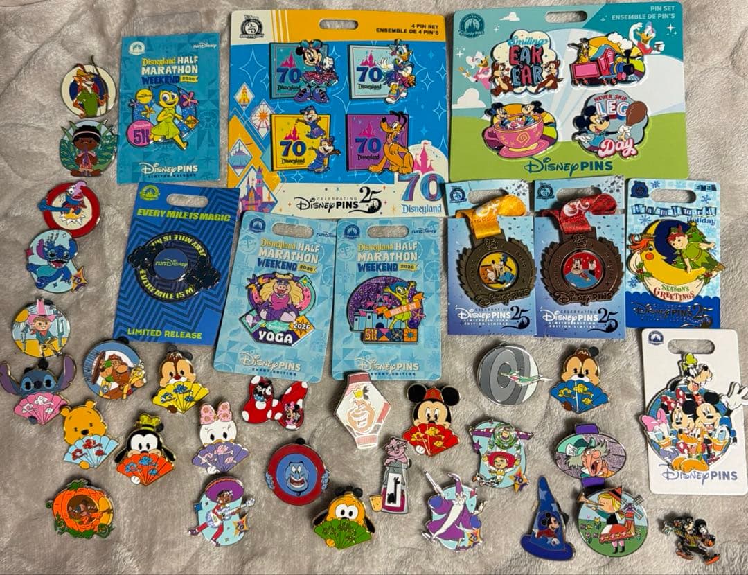 サ*ン様 ディズニー　ピンバッジ　まとめ売り　Disney pin Disney/ディズニー・Pin Badge/ピンバッジ/ピンズ 「Pirates of the