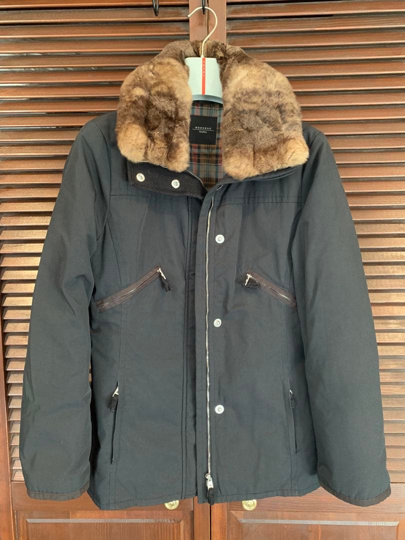 MaxMara（マックマーラハーフコート 中々ないデザイン、 マックスマーラ」の定番コート“101801”【スタイルを作る名品・定番辞典