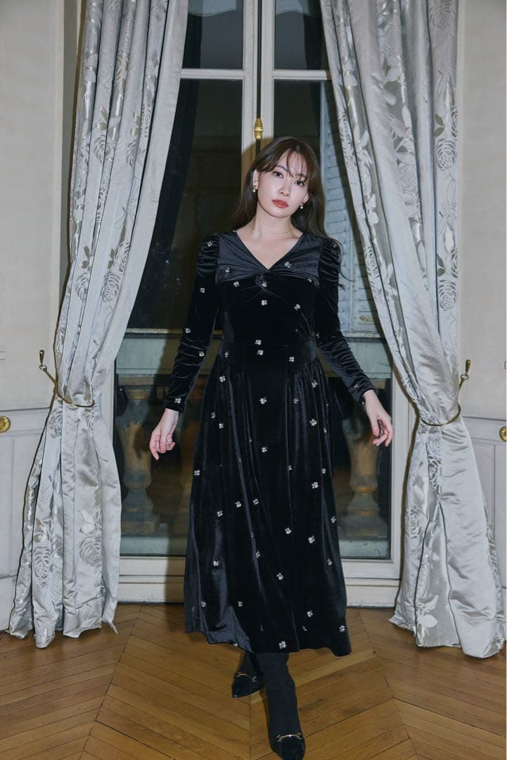 ワンピース Herlipto Belmont Floral Velour Dress M Belmont Floral Velour Dress herlipto S - メルカリ