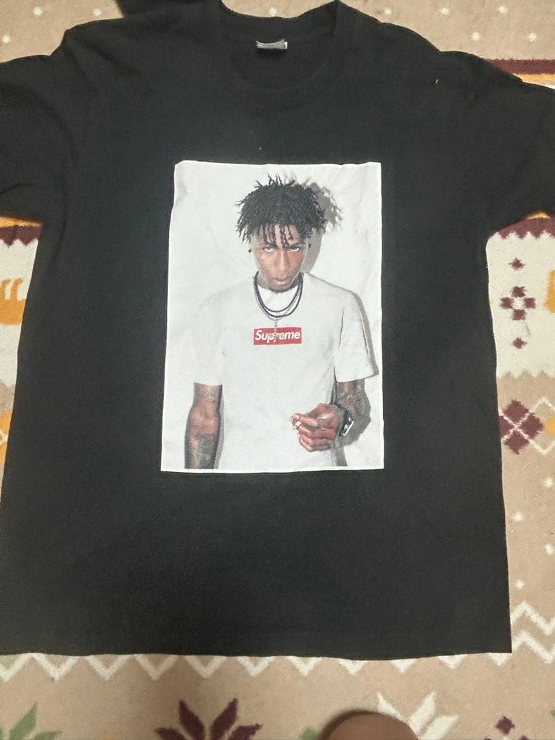 Supreme NBA ヤングボーイTシャツ Mサイズ Supreme - NBA Youngboy Tee | SUPREME x Youngboy Never Broke Again
