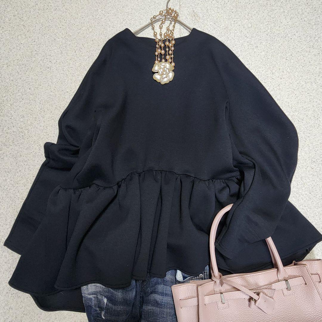 【美品】ツルバイマリコオイカワ 洗える ペプラムトップス キリル フリル 黒 TSURU by Mariko Oikawa（ツルバイマリコオイカワ） tシャツ 「Tsuru