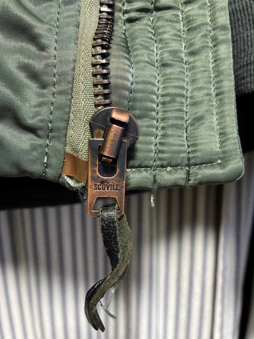 70s N-2B フライトジャケット ALPHA社 SCOVILLジップ ファー - メルカリ