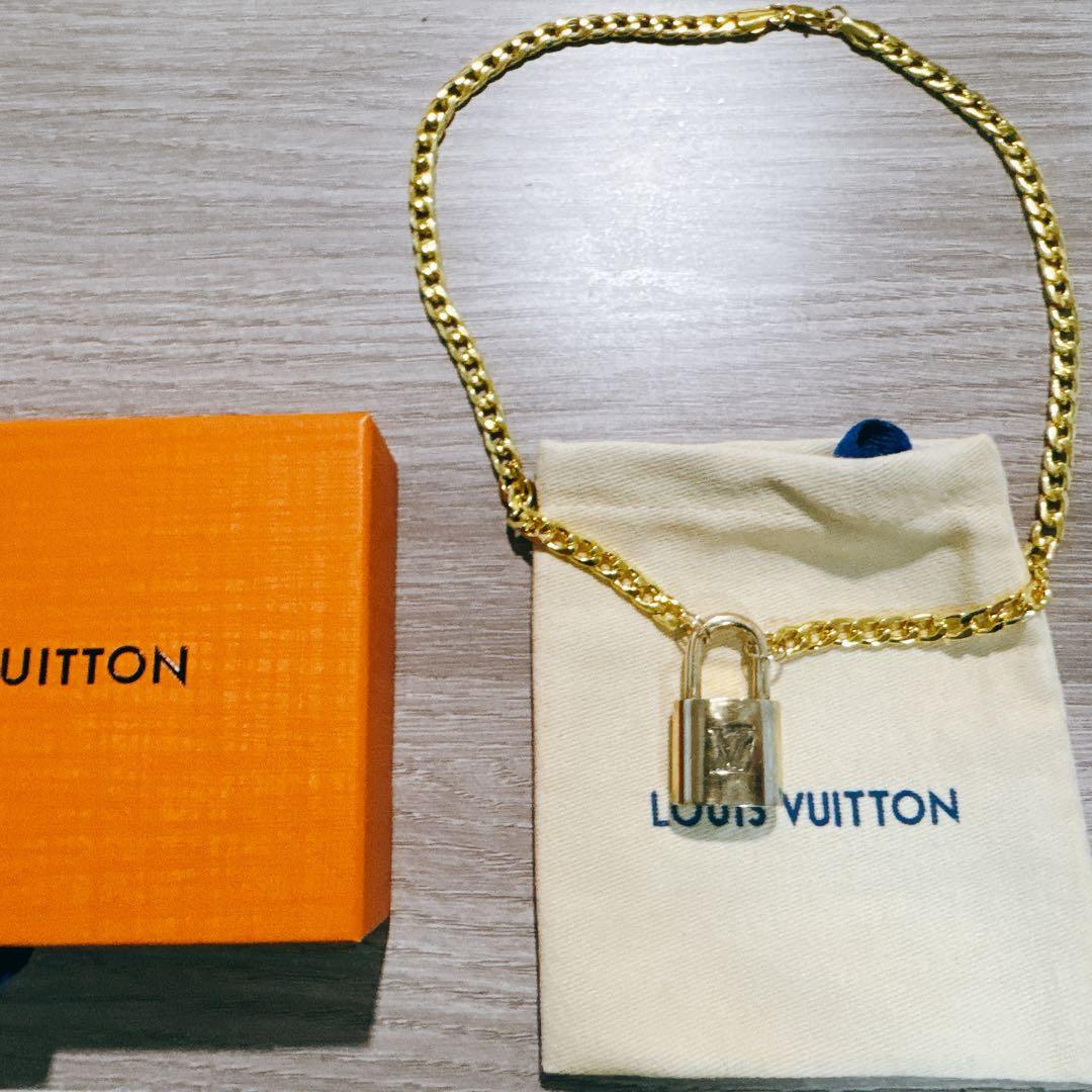 0*i様 美品　ルイヴィトン ネックレス　パドロック カデナ チェーン付き 南京 LOUIS VUITTON - LOUISVUITTONパドロック カデナ 南京錠 鍵有り