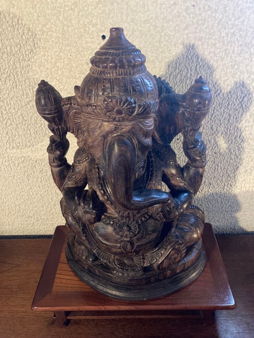 特大　威風堂々　Indiaガネーシャ木製木彫り置物　(台座付き) woo-0477-1.jpg