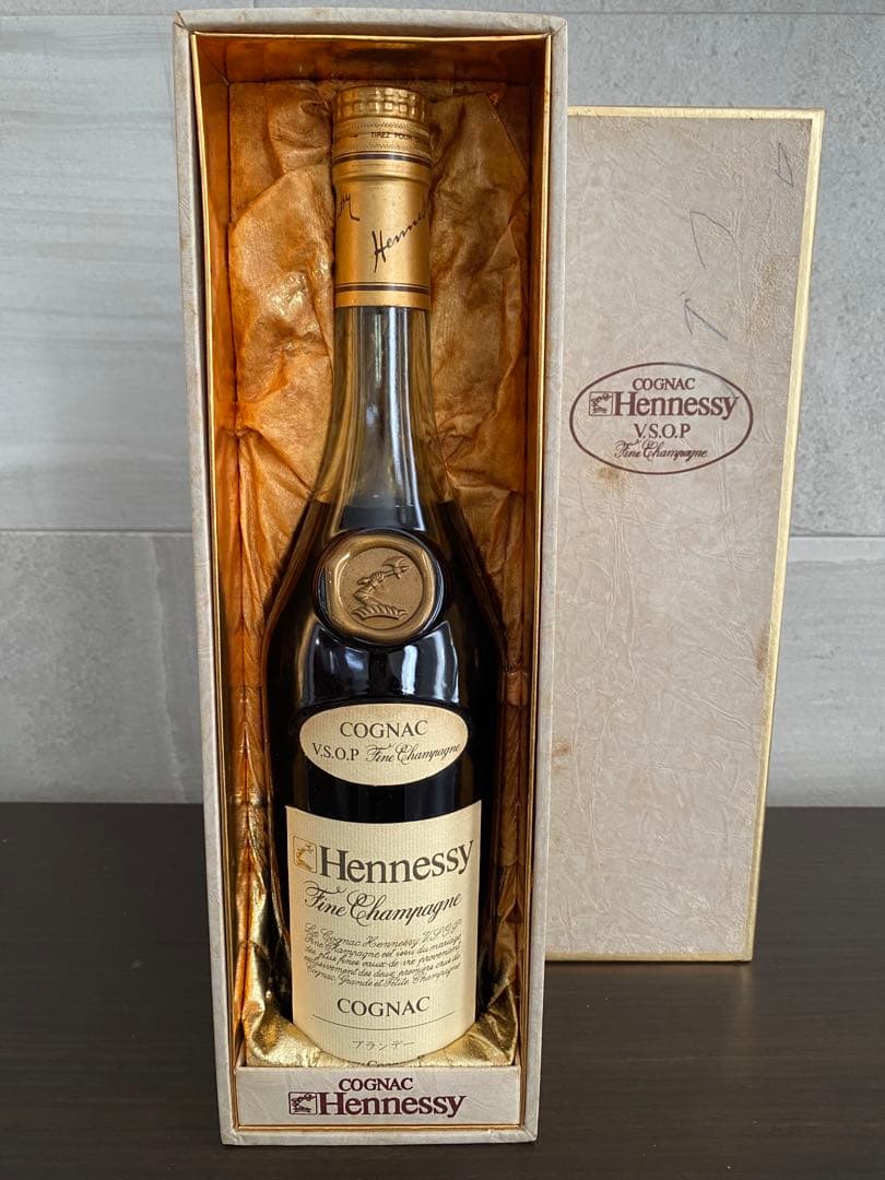 V.S.O.P COGNAC Hennessy ヘネシー コニャック 古酒 箱付 Hennessy(ヘネシー) コニャック Privilege VSOP｜トレファクONLINE