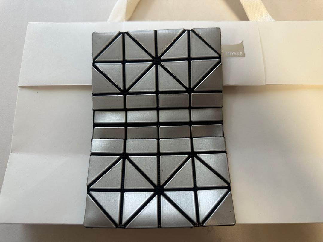 ISSEY MIYAKE BAO BAO シルバー 楽天市場】BAOBAO ISSEY MIYAKE(バオバオイッセイミヤケ)PLATINUM-1