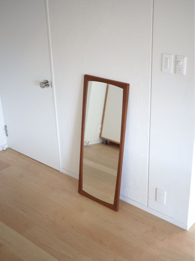 【スーホルムさま専用・購入待ち】カイクリスチャンセン　ミラー アクセル・キアスゴー（Aksel Kjersgaard）北欧ビンテージ – CHLOROS