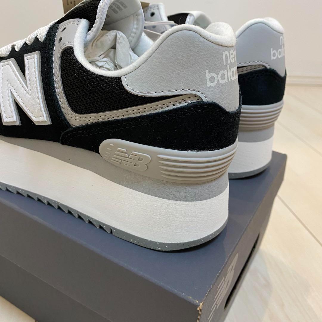 【新品！】23.5cm ニューバランス　574厚底スニーカー!!