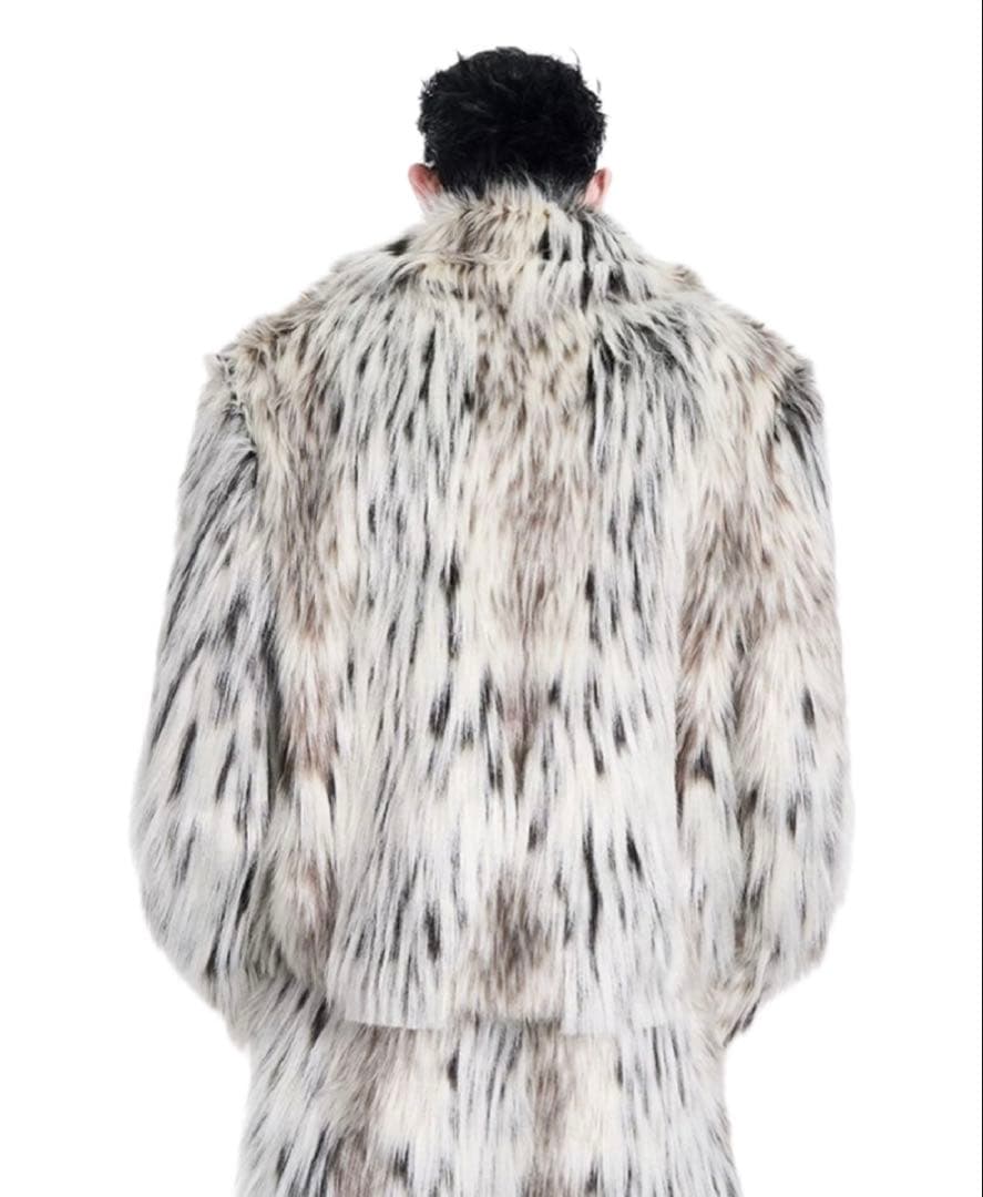 yvngpatra着用 ファージャケット 白 冬 モードストリート ヤンパト